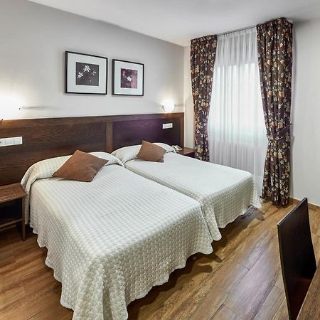 Hotel Rico Luarca Eksteriør bilde