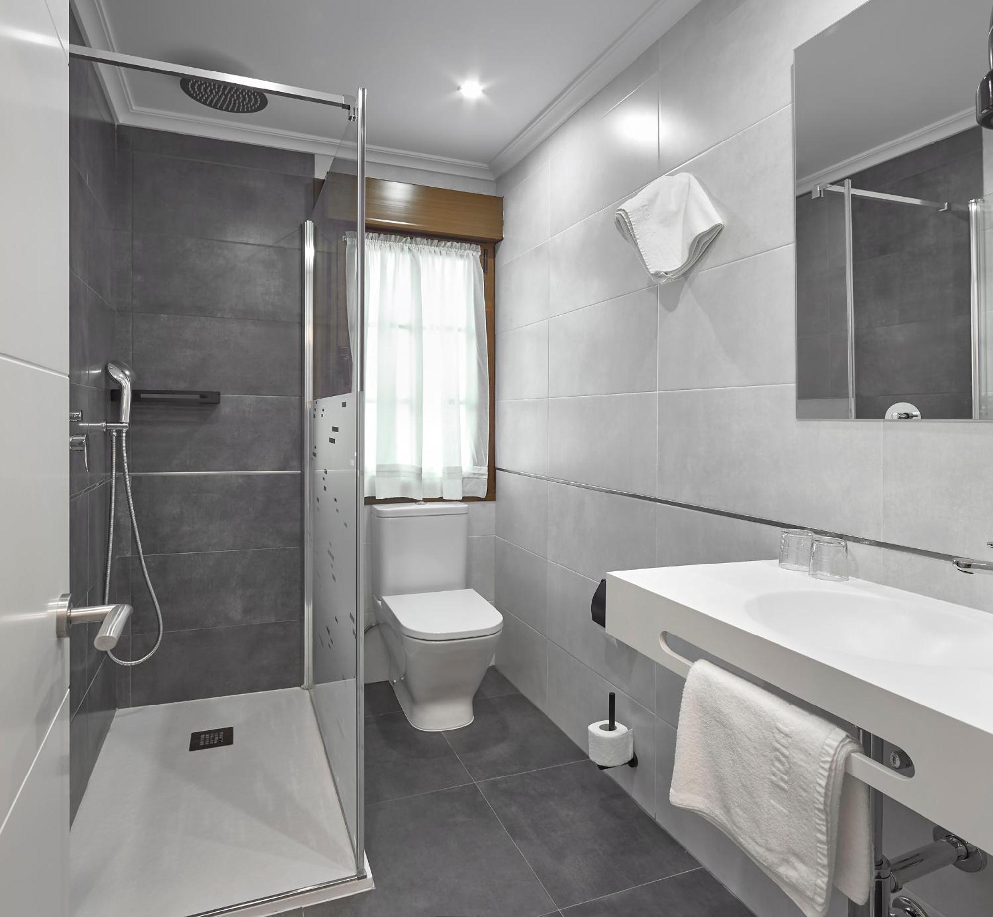 Hotel Rico Luarca Eksteriør bilde