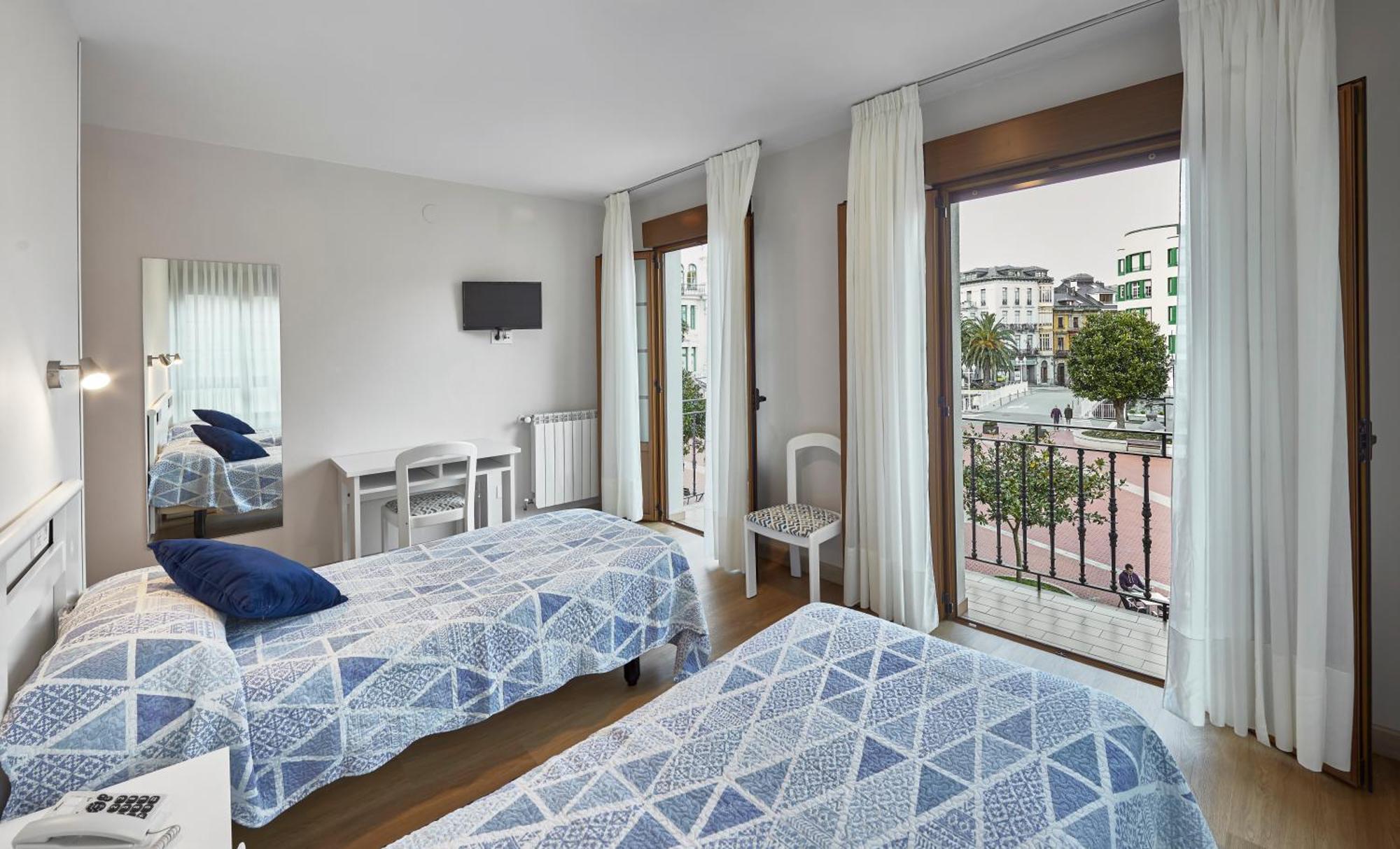 Hotel Rico Luarca Eksteriør bilde