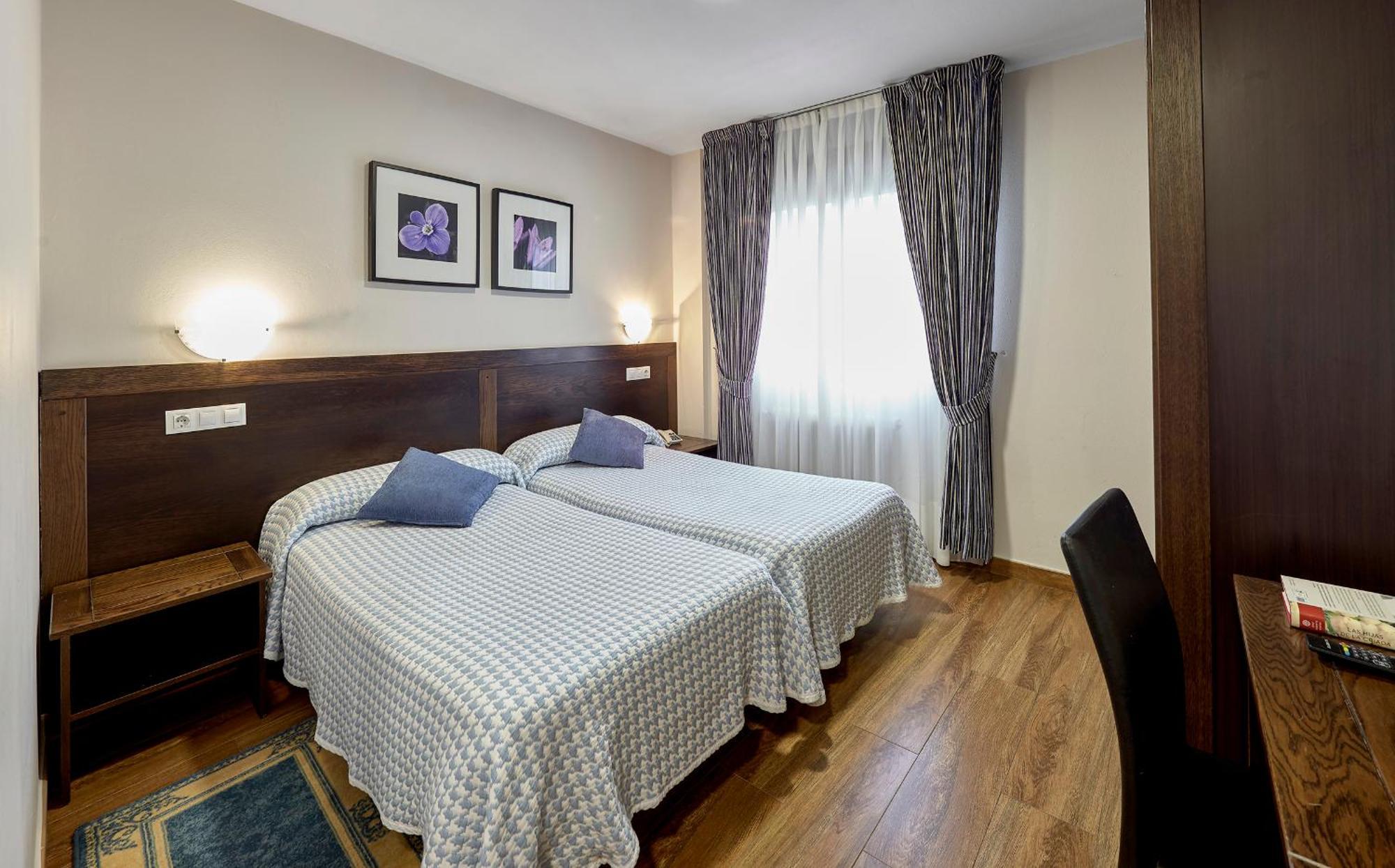Hotel Rico Luarca Eksteriør bilde